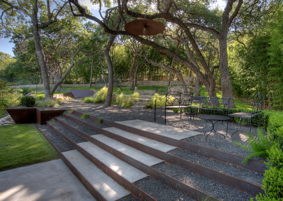 Contemporary garden steps in Austin.