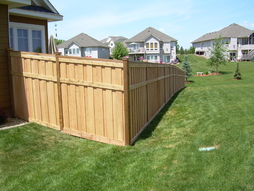 Shadowbox Fences: Privacy, Aesthetics, and Functionality