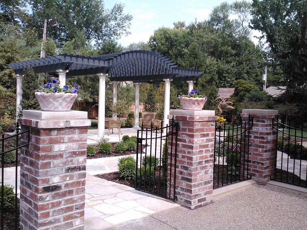This is an example of a traditional garden in St Louis.