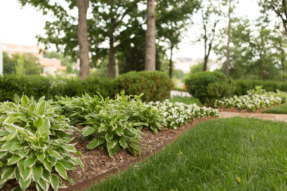 Traditional garden in Little Rock.