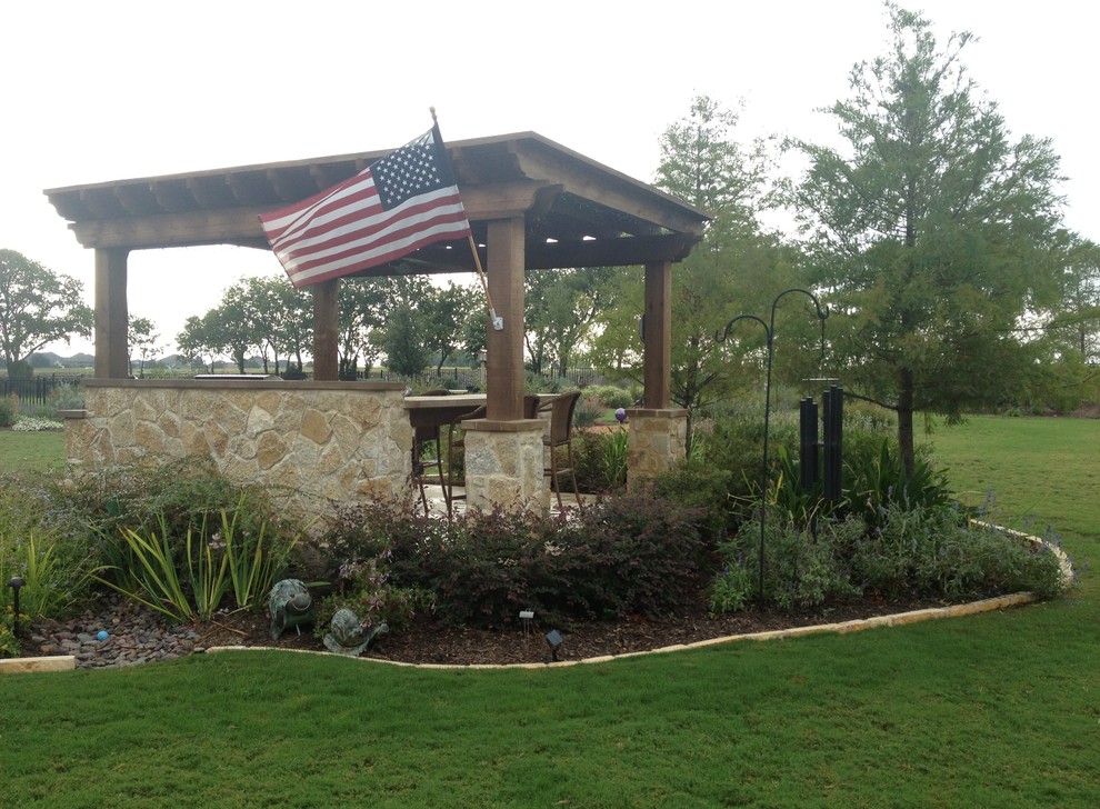 This is an example of a rustic garden in Dallas.