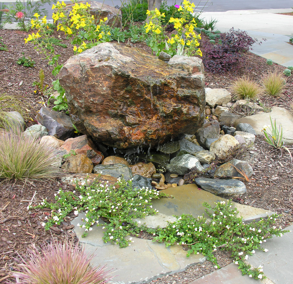 Pt. Richmond Modern Front Yard with Patio - Landscape - San Francisco ...