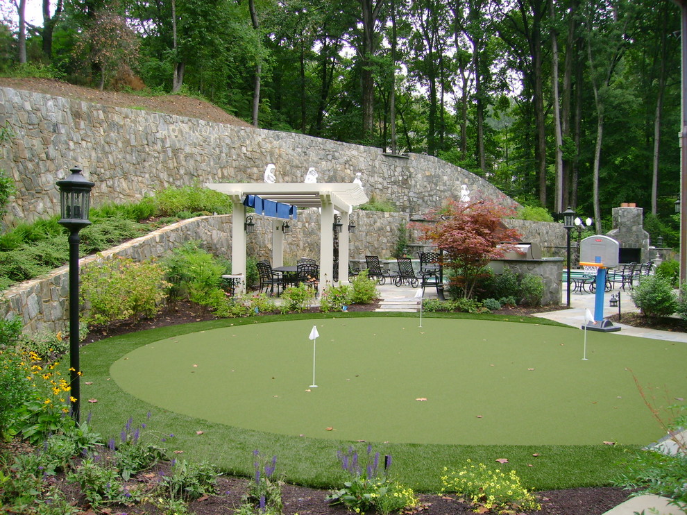 Design ideas for a traditional landscaping in Baltimore.