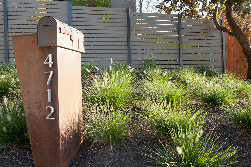 This is an example of a modern landscaping in Salt Lake City.