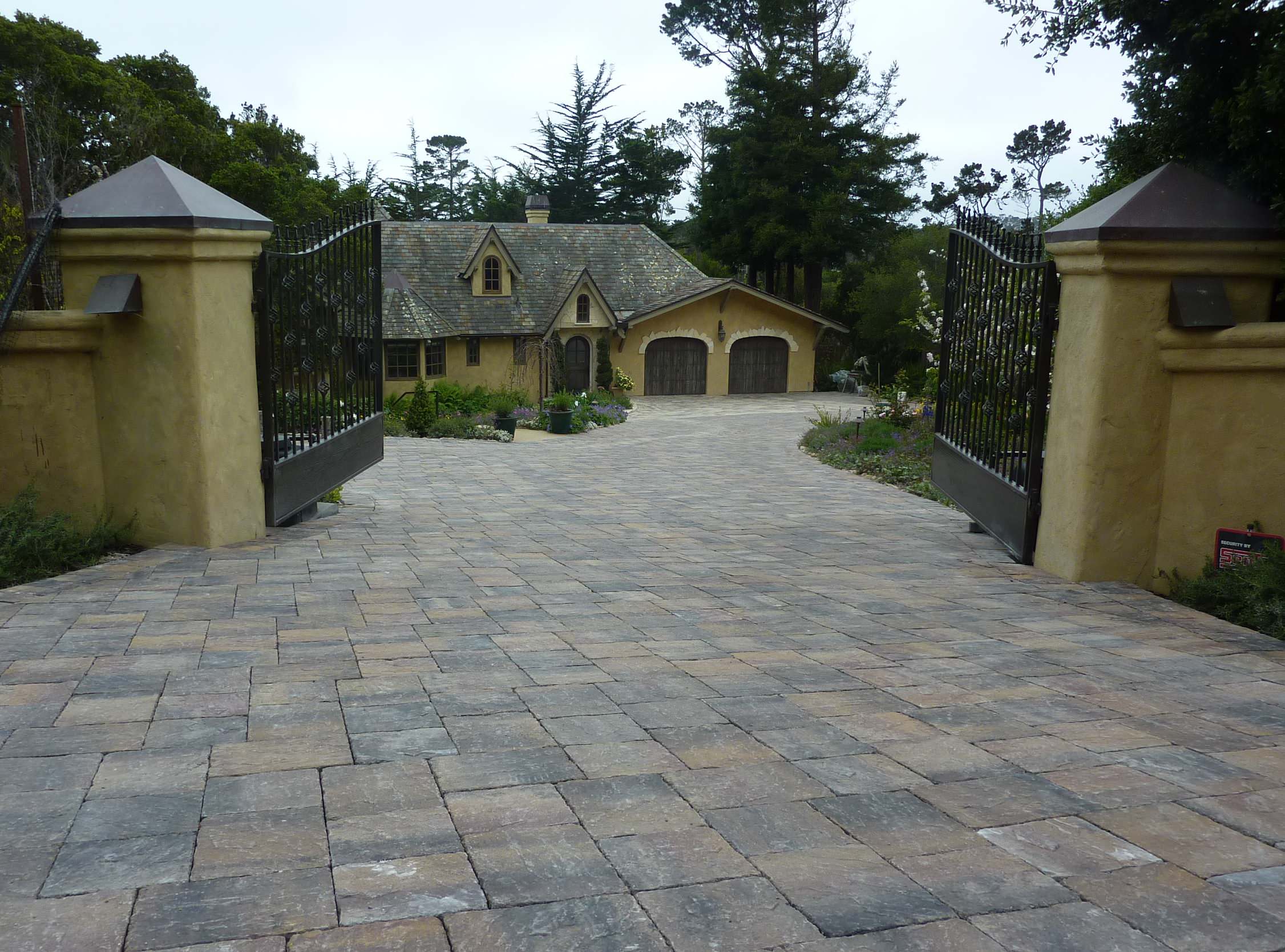 Calstone Pavers Photos Ideas Houzz