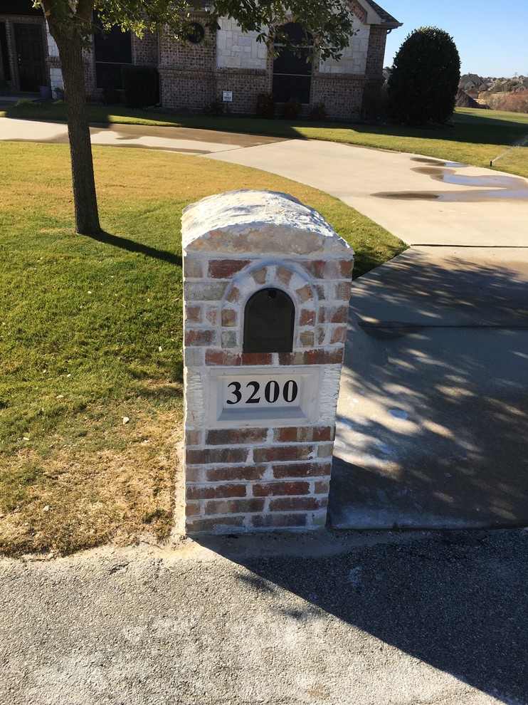 Rebuild and Repair Mailboxes Traditional Garden Dallas by