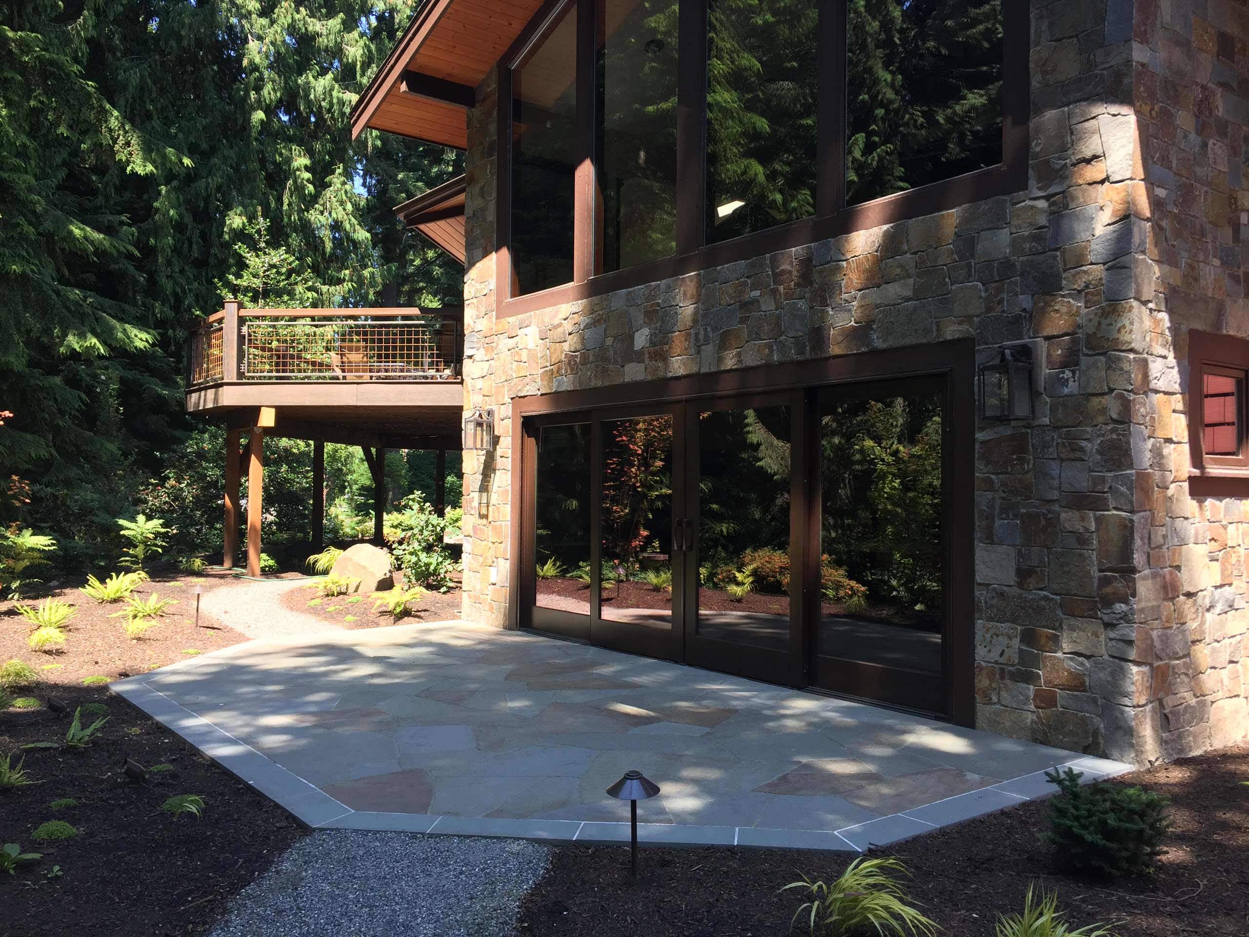 Crushed Bluestone Pathway - Photos & Ideas | Houzz