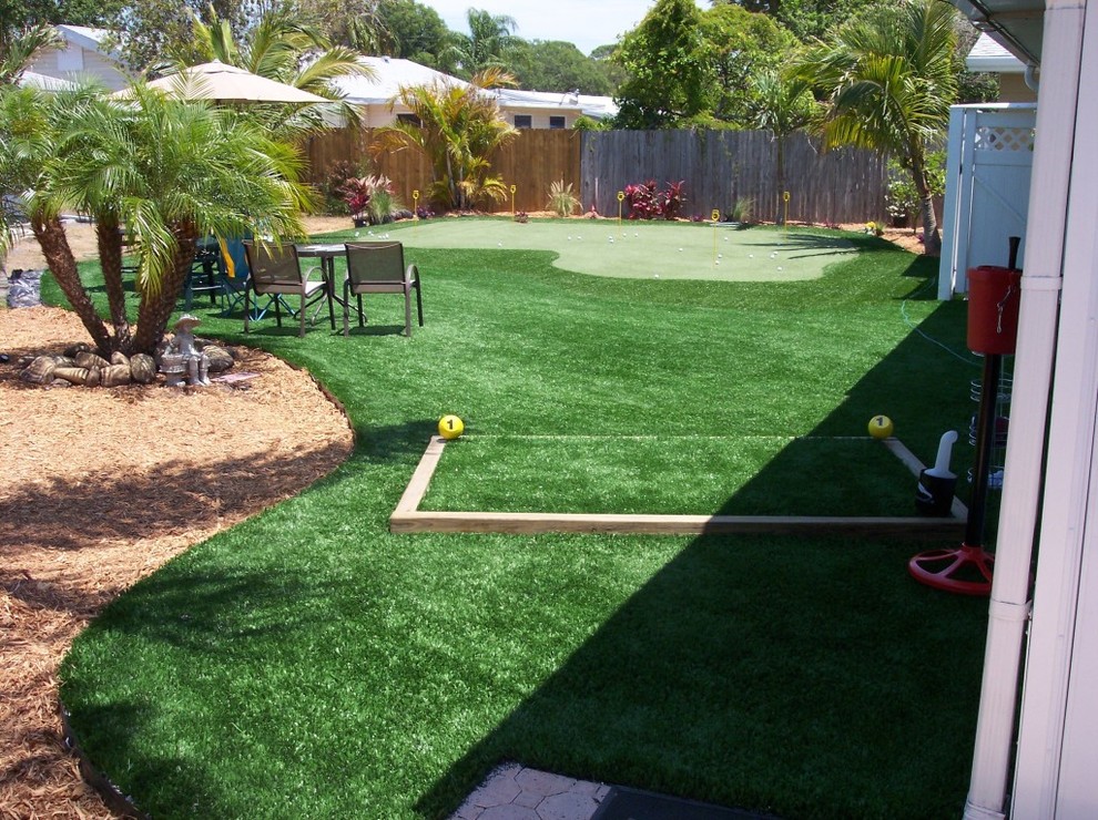Residential Putting Green Eclectic Landscape Tampa by EasyTurf