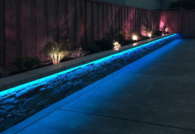 RGB LED Strip Landscaping Lights - Contemporary - Garden - Seattle - by  Solid Apollo LED | Houzz IE