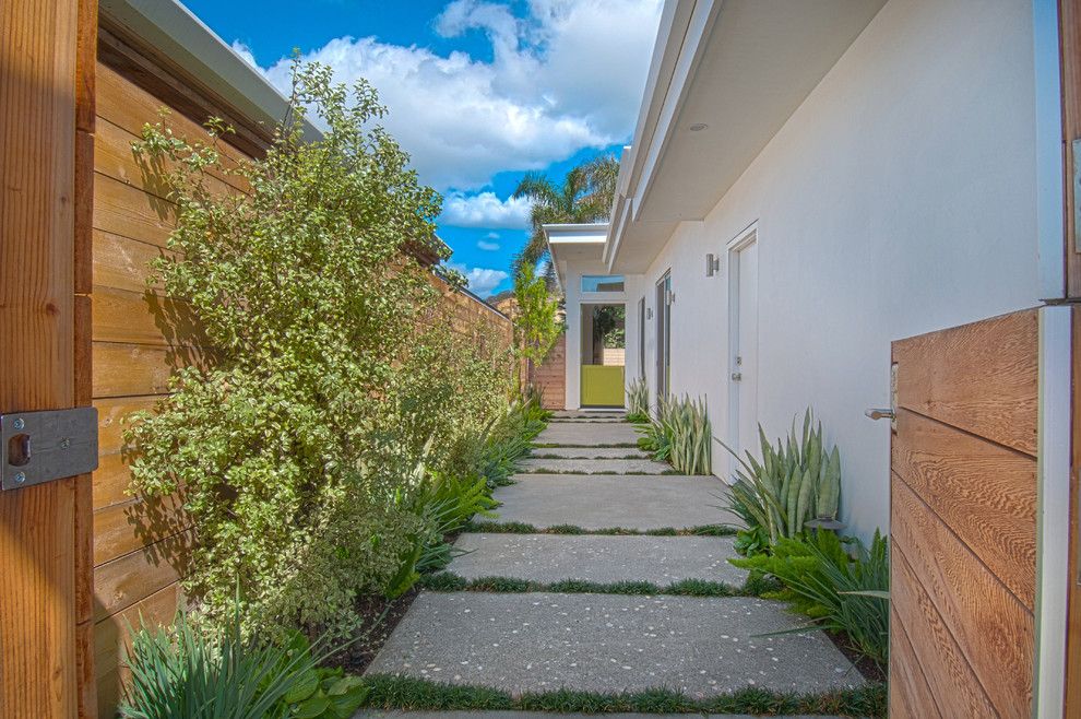River Avenue Newport Beach Beach Style Landscape Orange County