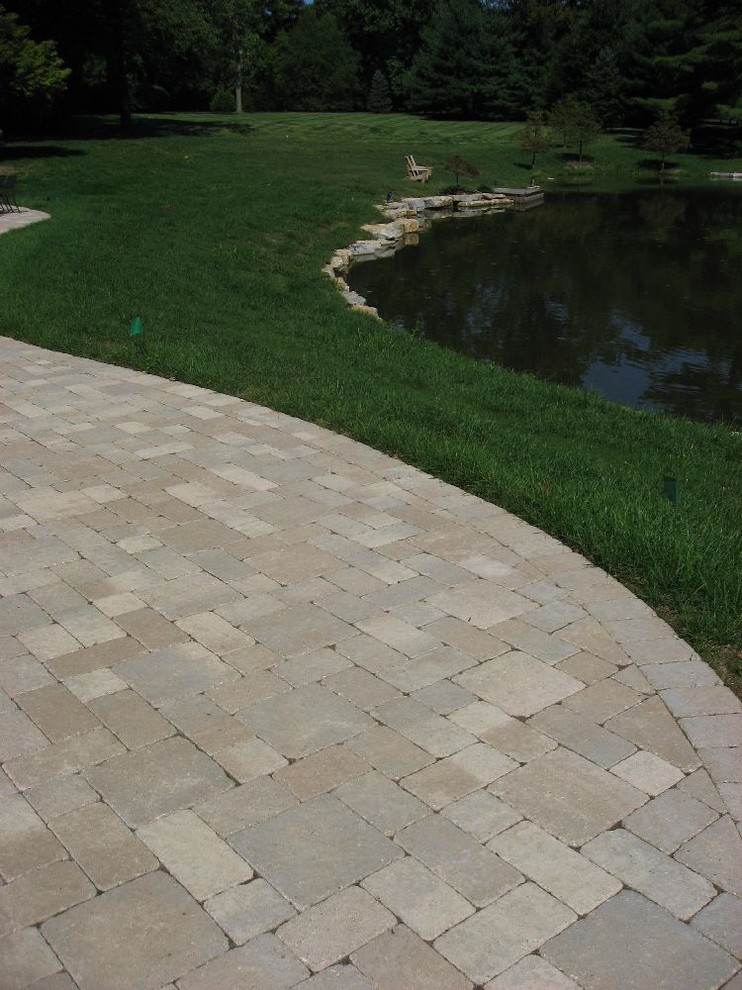 Romanstone Ledge Rock Pavers - Traditional - Landscape - St Louis - by ...