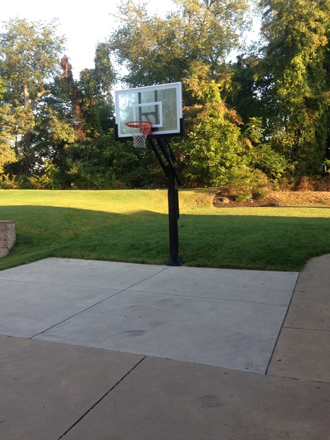 Ronald R s Pro Dunk Silver Basketball System on a 30x40 in Mcmurray PA Traditional Garden Cleveland by Pro Dunk Hoops Houzz UK