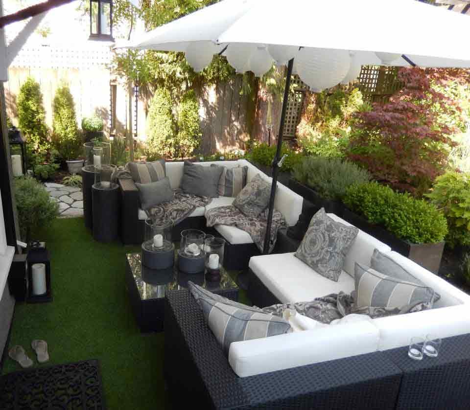 Inspiration for a small contemporary back garden in San Francisco with a potted garden and natural stone paving.