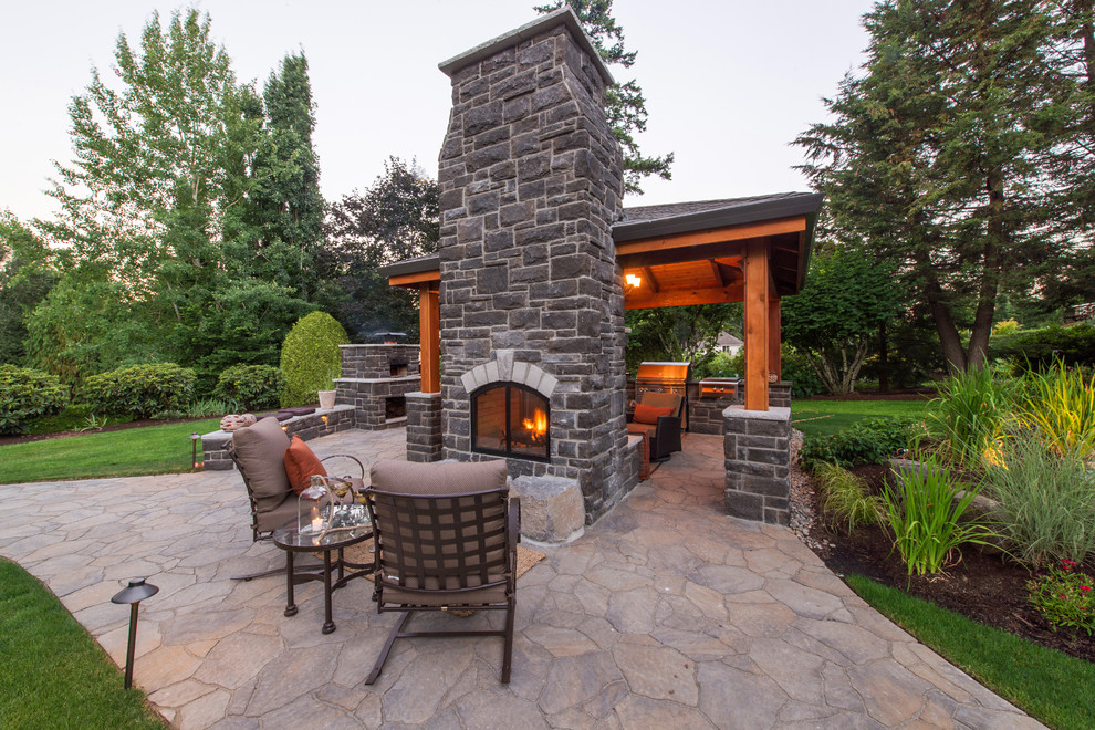 Inspiration for a craftsman patio remodel in Portland