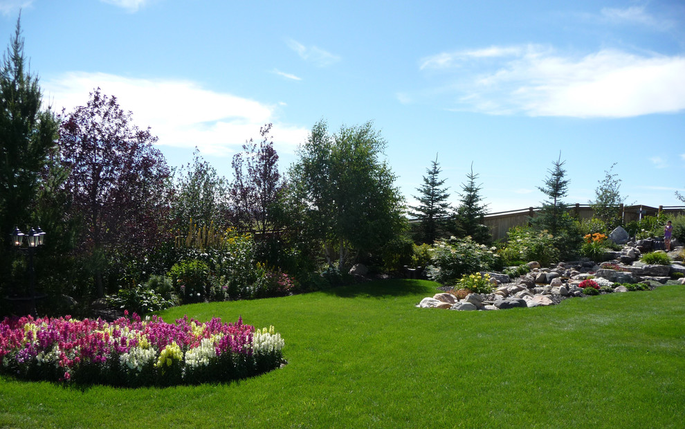 Rural Country Estate - Traditional - Landscape - Calgary - by DDLA ...