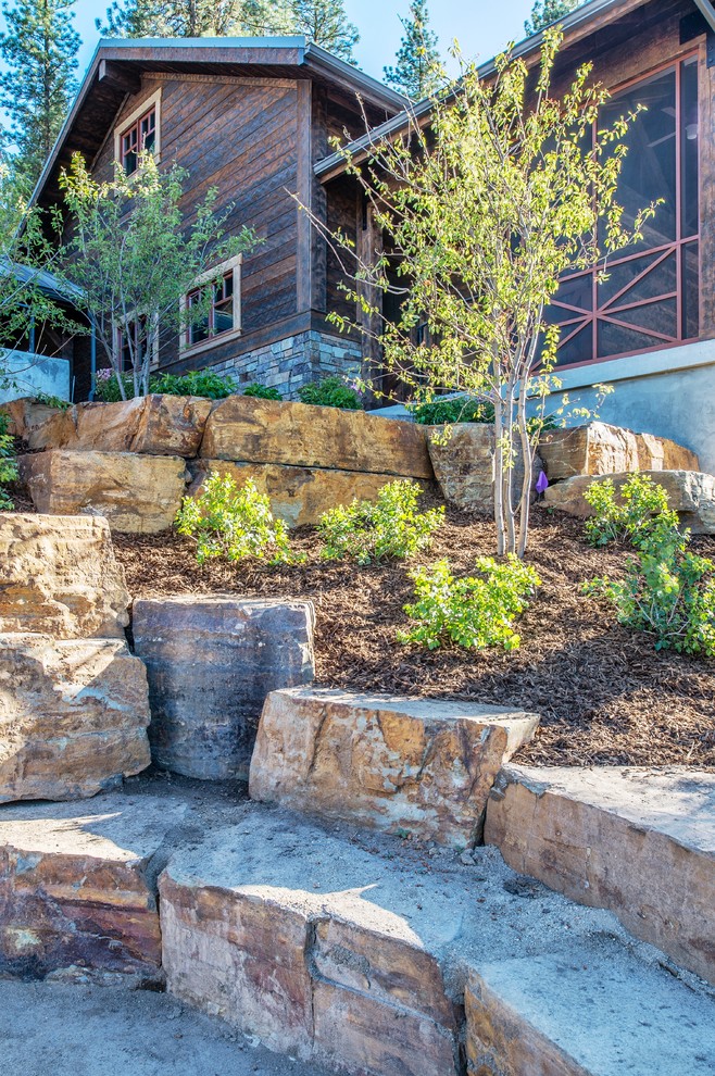 This is an example of a rustic landscaping in Boise.