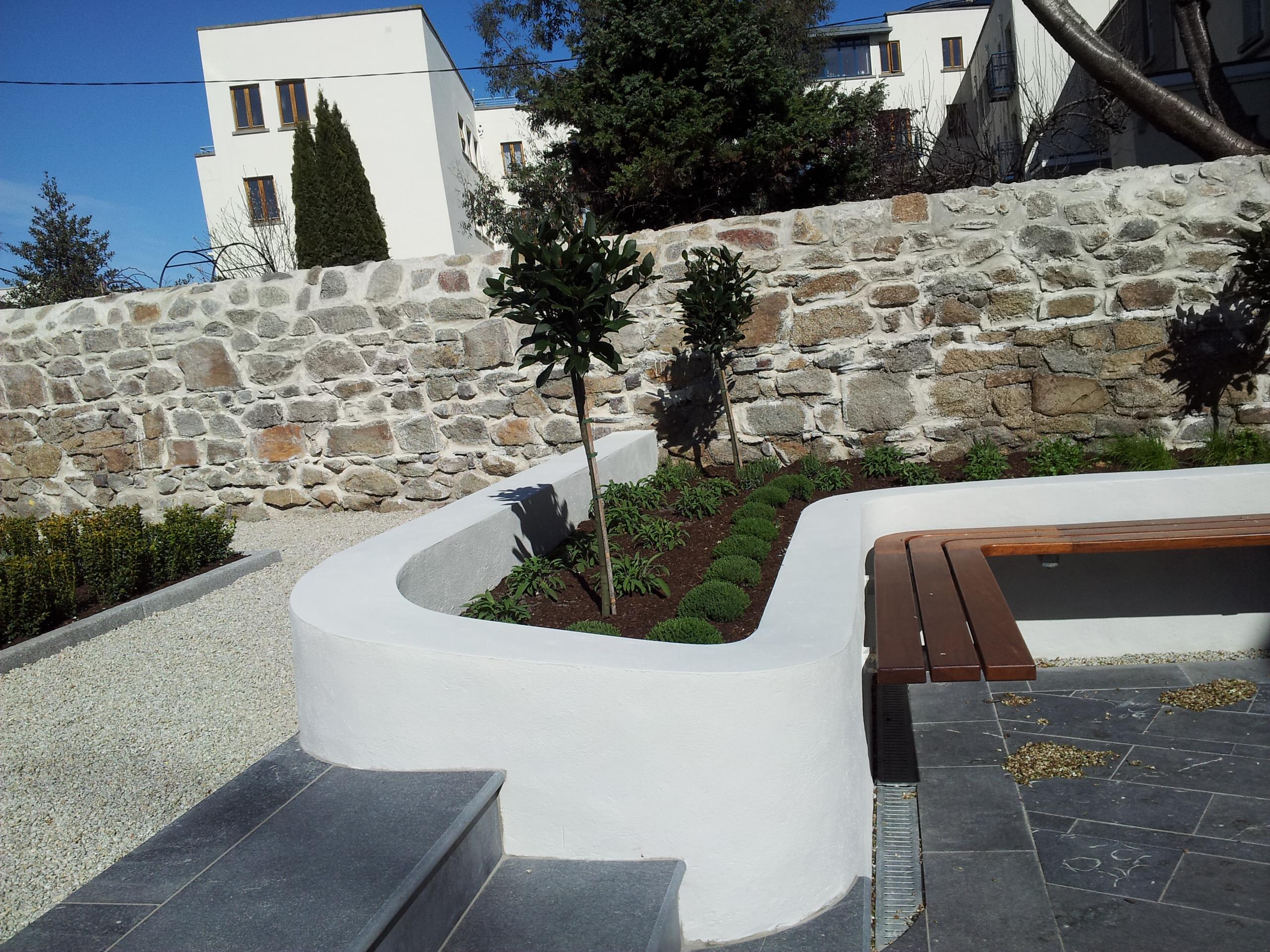 Giardini con recinzione in pietra - Foto, Idee, Design - Marzo 2023 | Houzz  IT