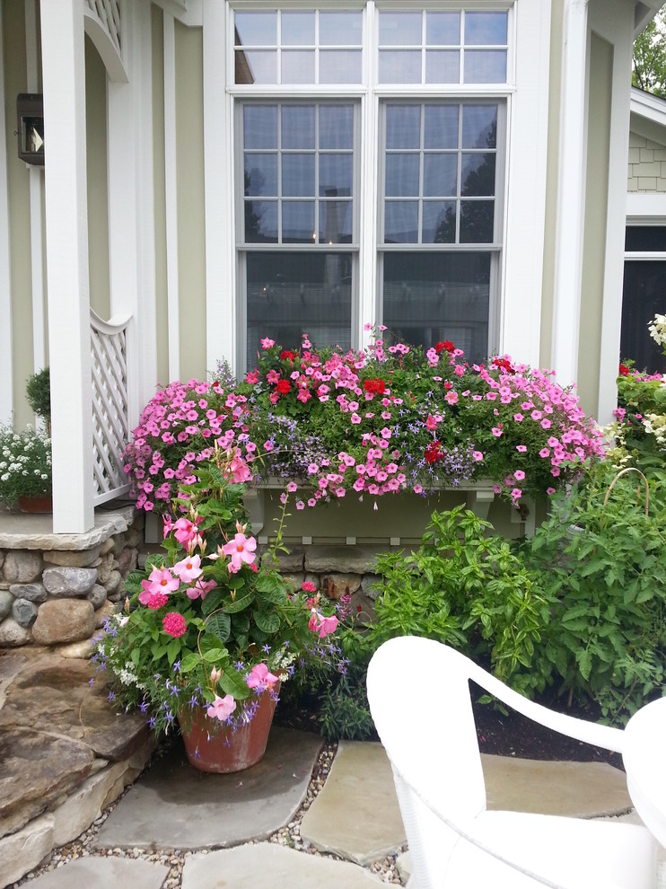 Classic garden in Other with a potted garden.