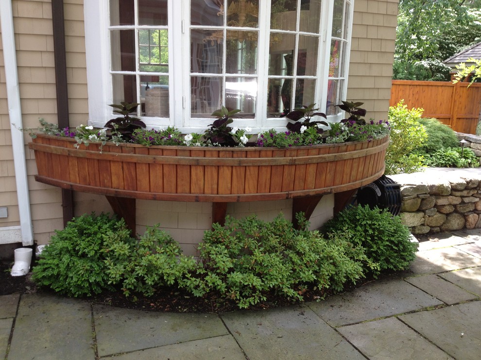 This is an example of a traditional garden in Providence.