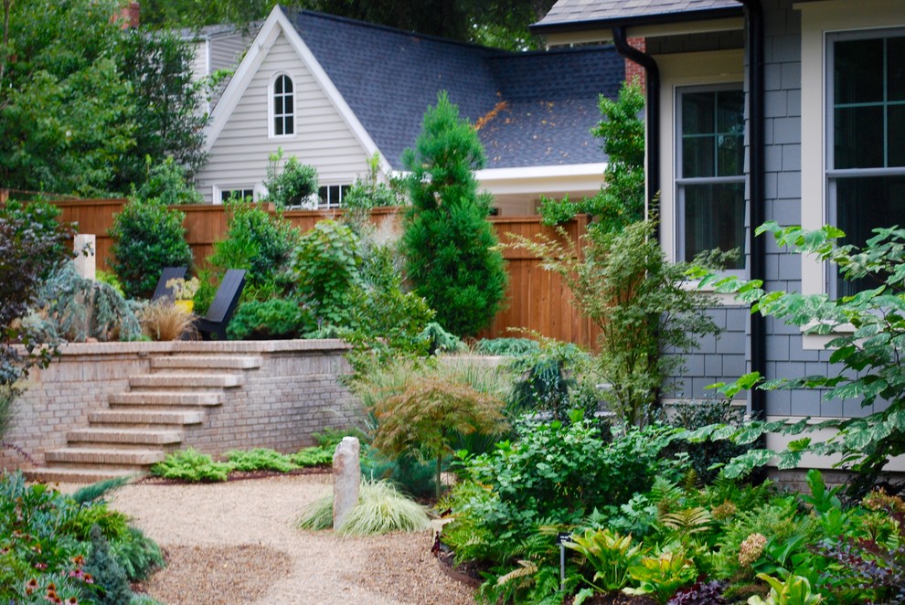 シャーロットにあるコンテンポラリースタイルのおしゃれな庭の写真