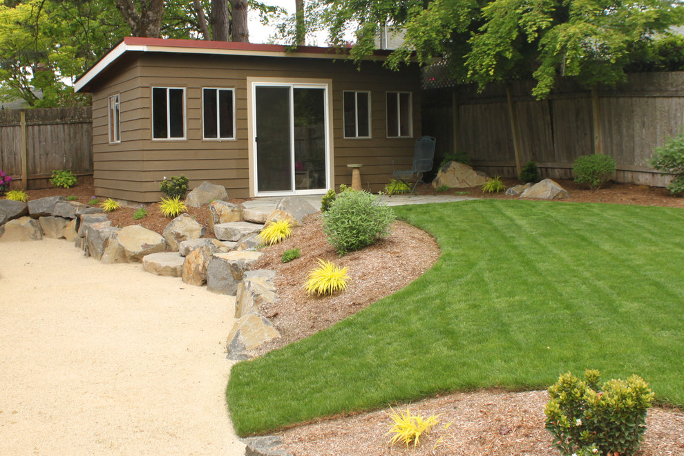 Shedd Residence Contemporary Landscape Portland by AJW