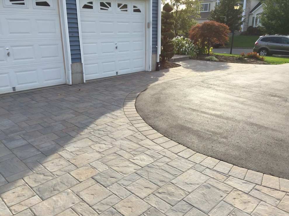Smithtown, NY Driveway & Walkway Contemporary Landscape New York