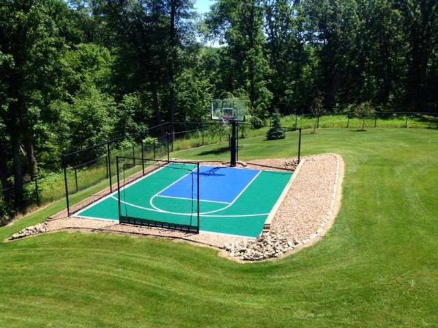 SnapSports - Small Backyard Home Basketball Court - Garden - Salt Lake City  - by SnapSports® Athletic Floors & Outdoor Courts | Houzz IE