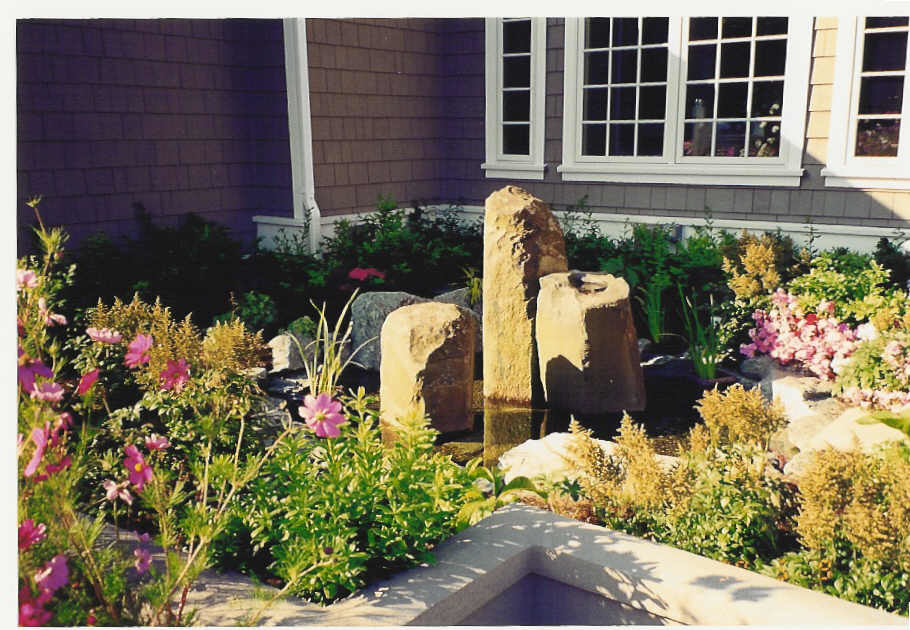 This is an example of a traditional landscaping in Seattle.