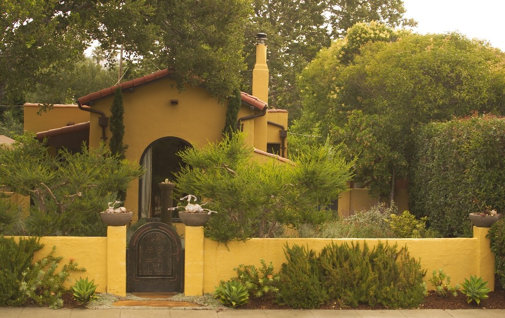 This is an example of a mediterranean front garden in San Luis Obispo.
