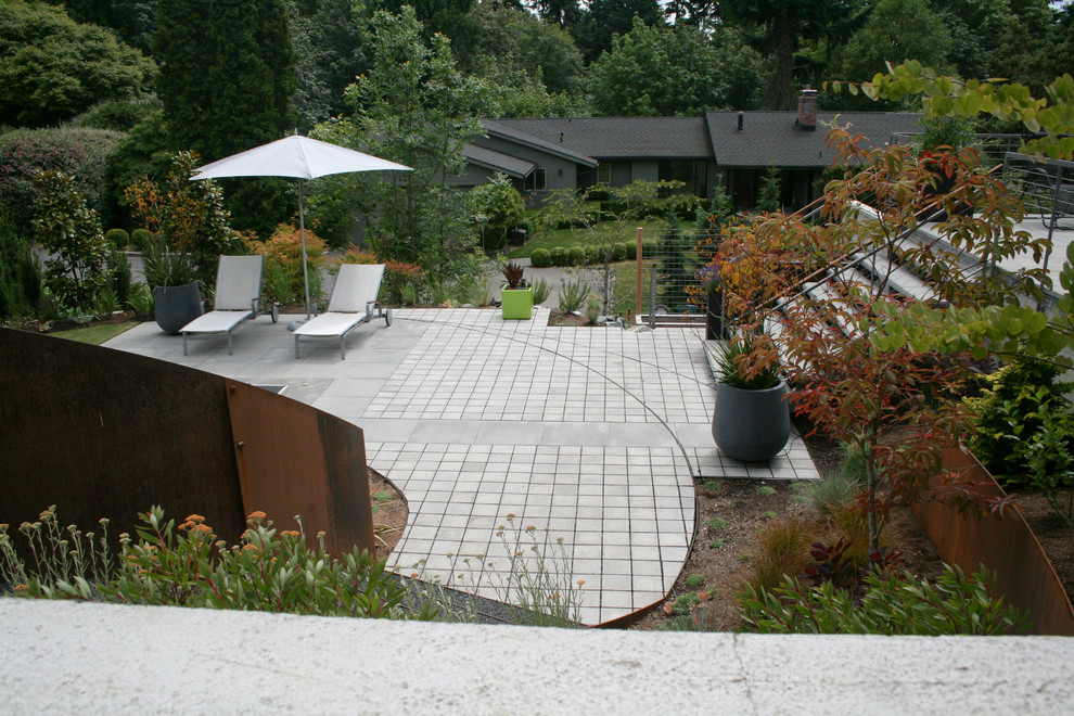 Photo of a contemporary back garden steps for autumn in Seattle.