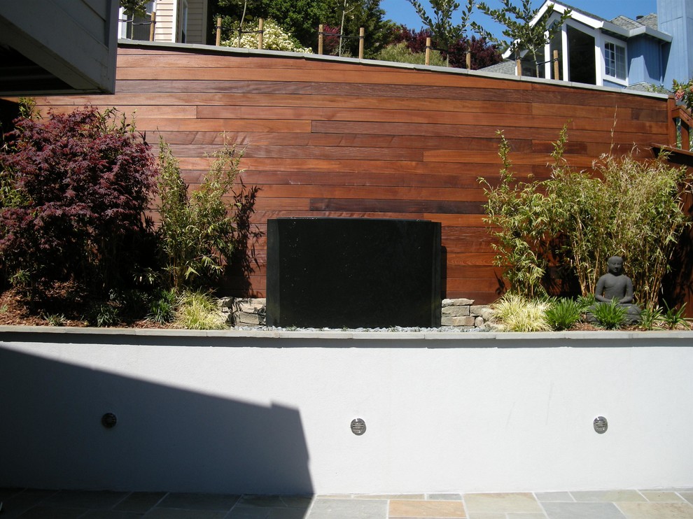 Stucco and Ipe Retaining Wall - Contemporain - Jardin - San Francisco ...