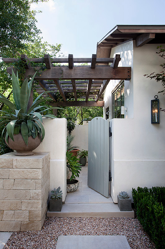 This is an example of a mediterranean garden in Austin.