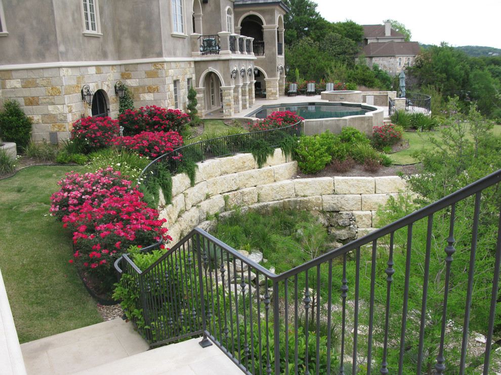 Пример оригинального дизайна: участок и сад в стиле ретро