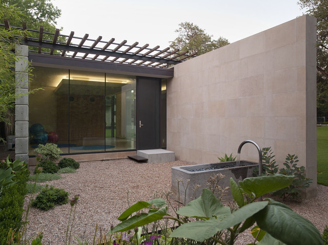 How To Design A Calming Minimalist Garden