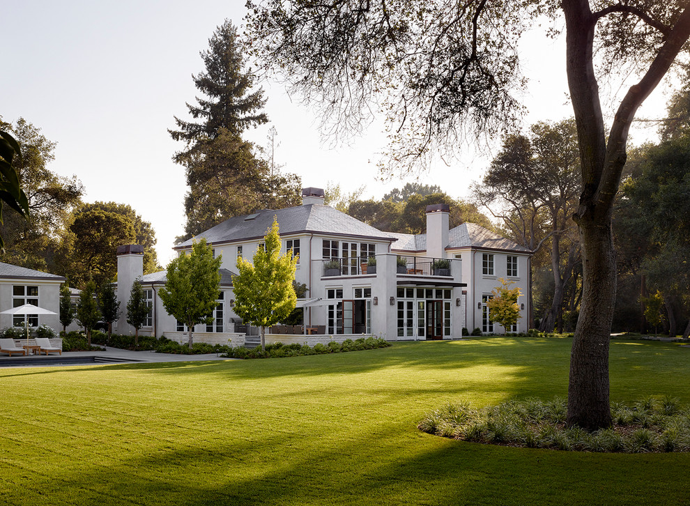 Schattiger, Geräumiger Klassischer Garten hinter dem Haus mit Natursteinplatten in San Francisco