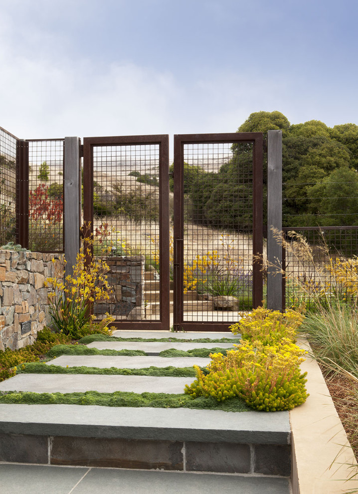 Aménagement d'un jardin bord de mer.