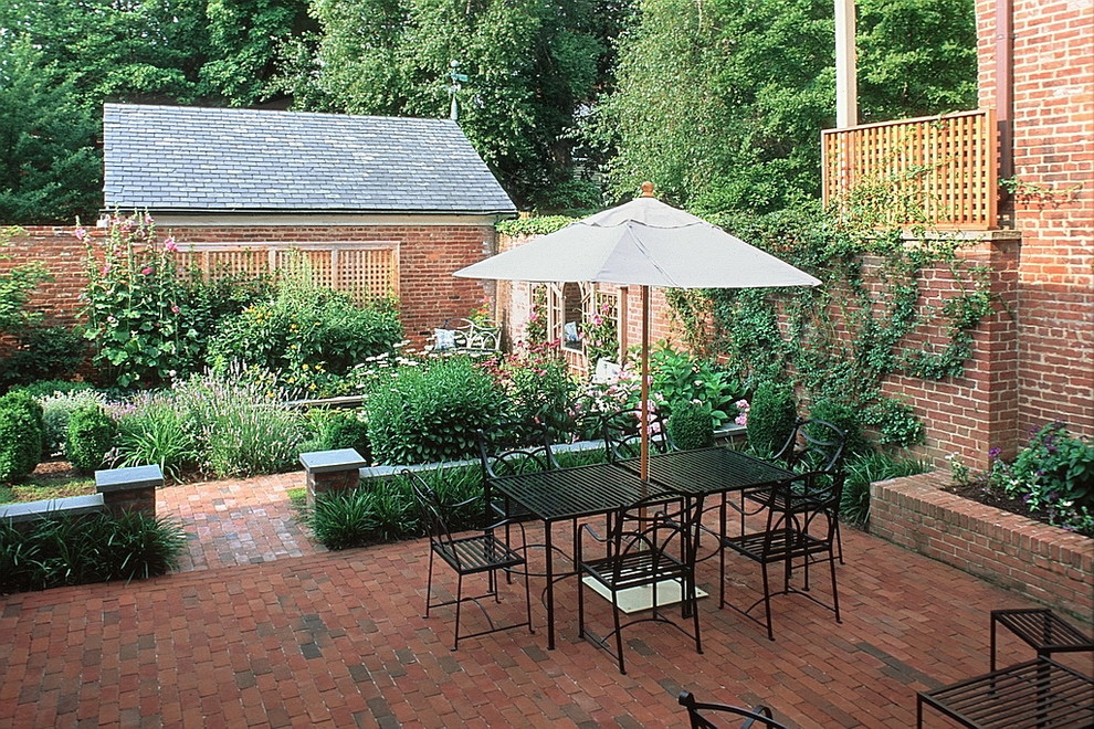 Townhouse Gardens Transitional Landscape DC Metro by Garden