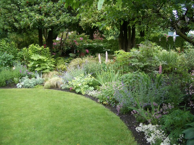 Lay Of The Landscape English Style Gardens, English Garden Decorating Style