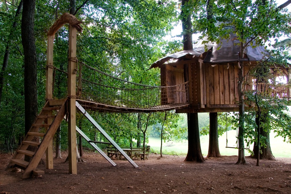 Inspiration for a world-inspired garden in Philadelphia with a climbing frame.