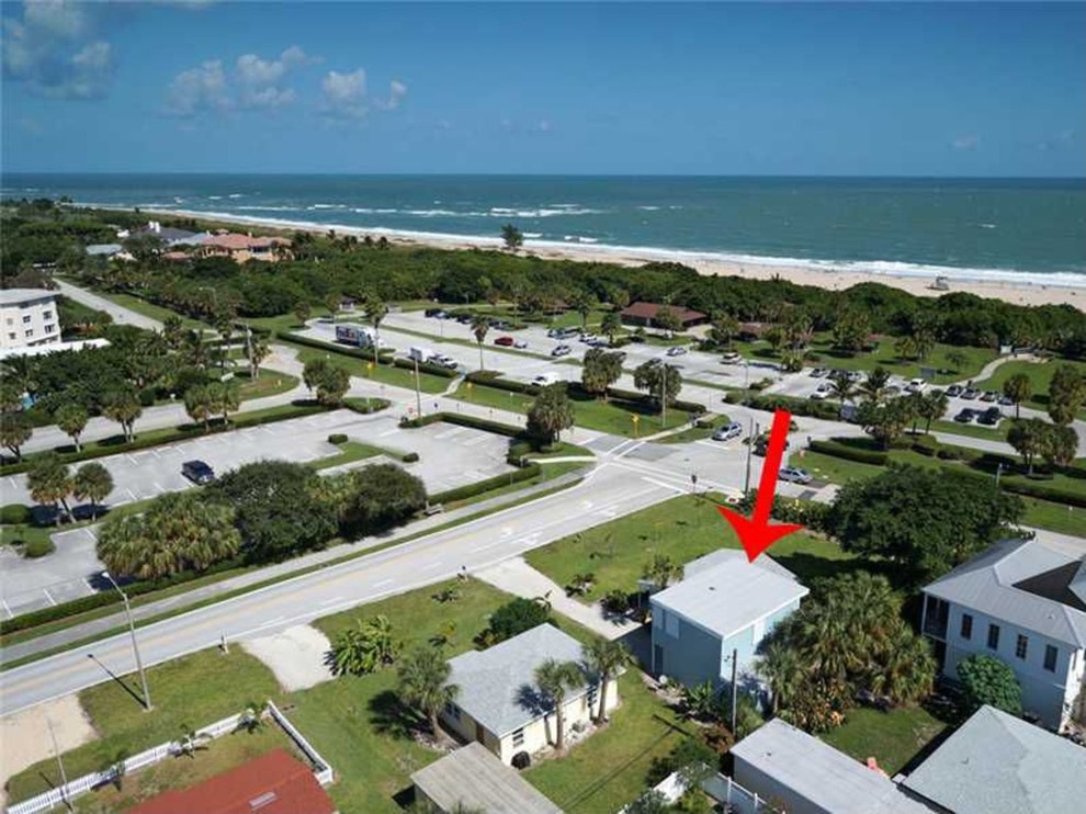 Vero Beach Florida Aqua Cottage at South Beach Beach Style