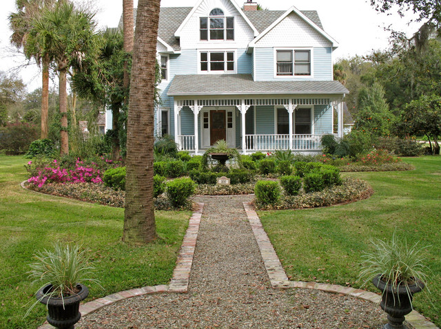 Victorian Style House And Formal Gardens American Traditional Garden Orlando By Hortus Oasis