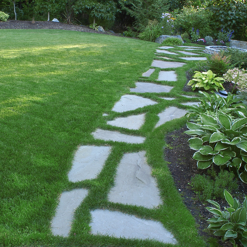 Design ideas for a classic garden in Seattle.