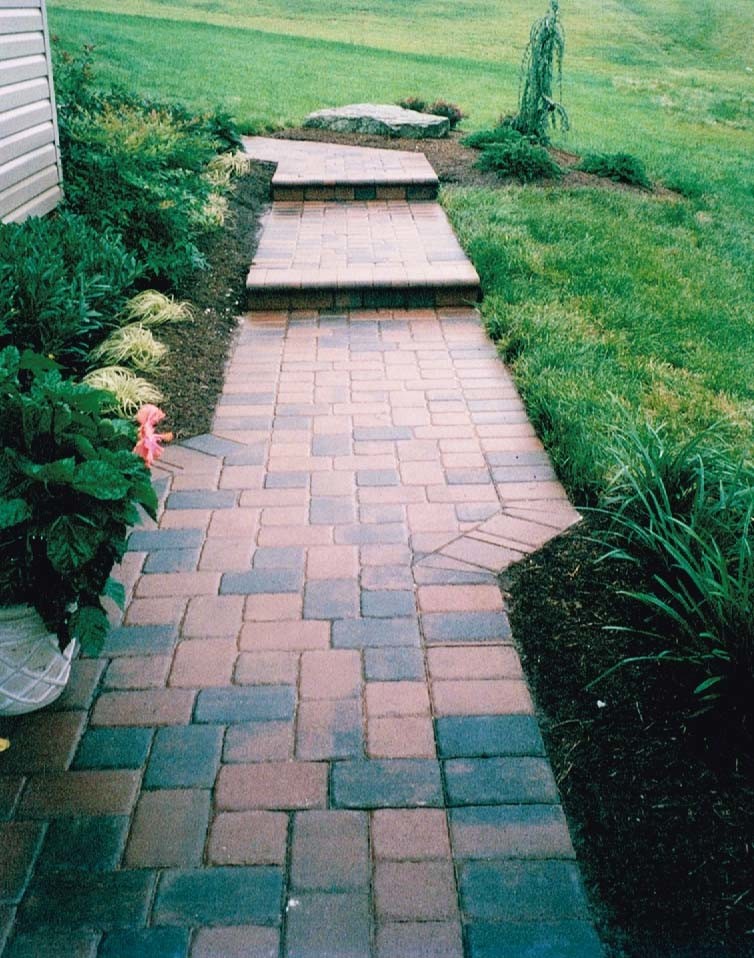 Design ideas for a traditional landscaping in Baltimore.