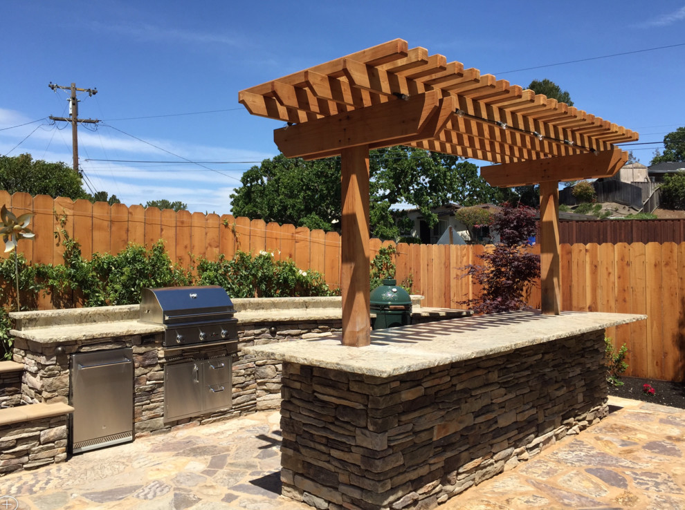 Walnut Creek_Outdoor BBQ Equipment Traditional Landscape San