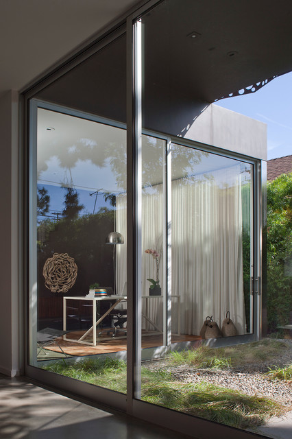 Invisible Glass Door from Sky-Frame