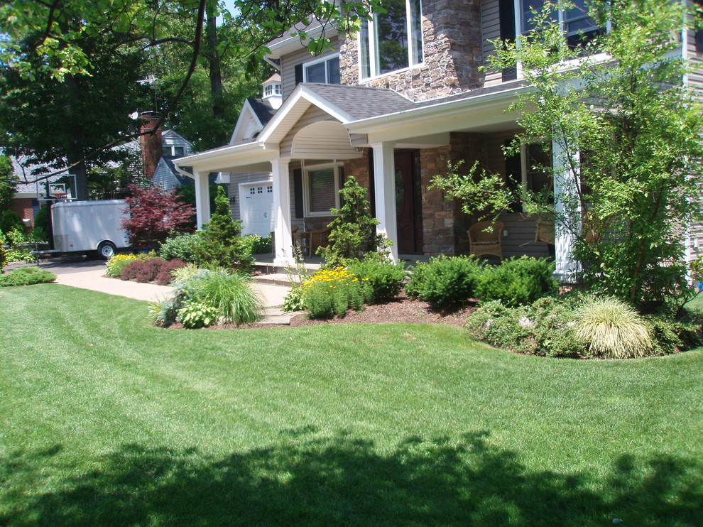Wantagh Landscaping Long Island NY Traditional Landscape New York by Design and Build