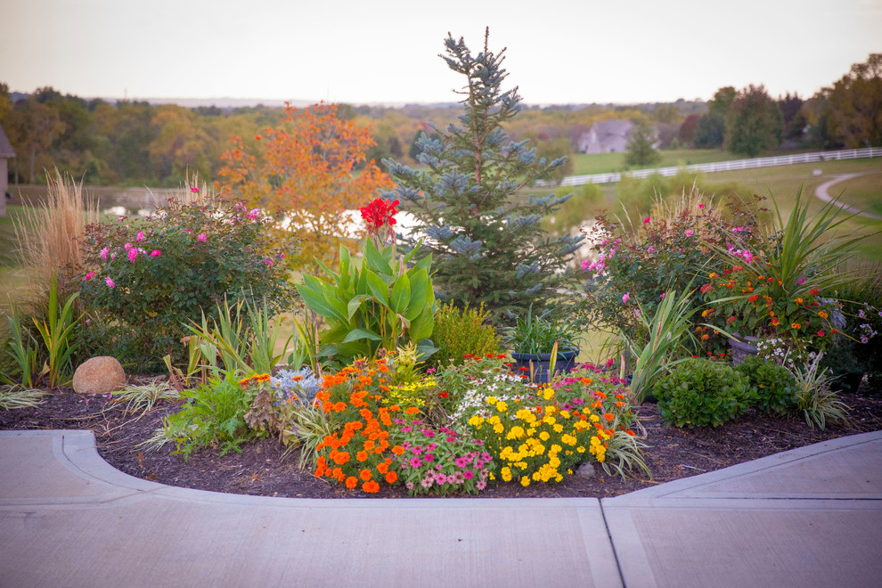 Water Features and Ponds - Traditional - Landscape - Kansas City - by