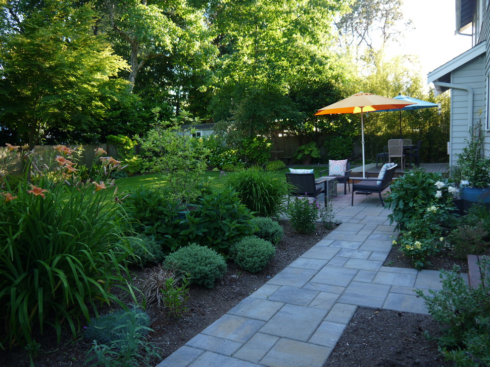 Wedgwood Traditional Traditional Landscape Seattle by Hayes