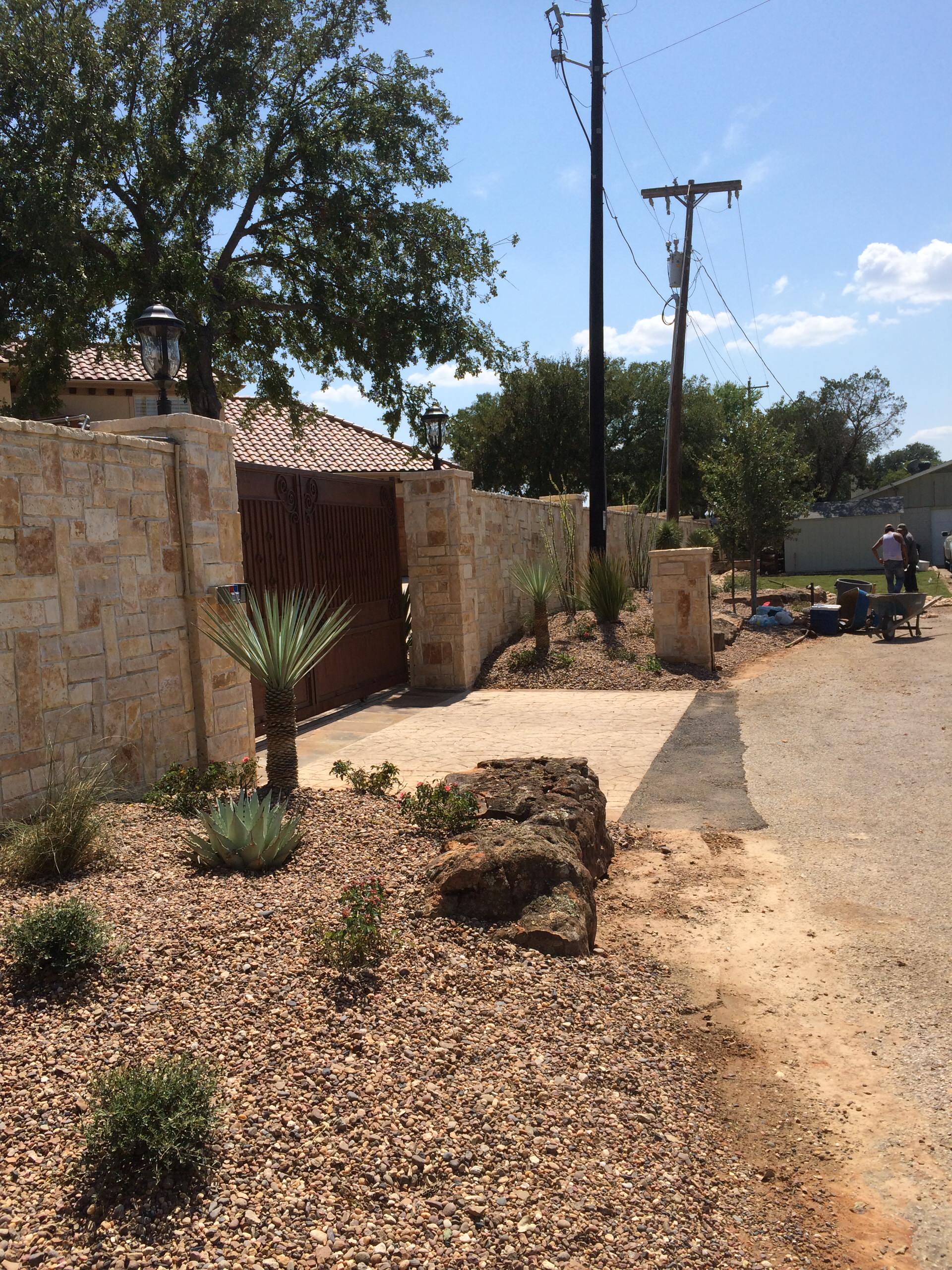 springhetti custom outdoor living on 75 Beautiful Rustic Privacy Landscaping Pictures Ideas May 2021 Houzz