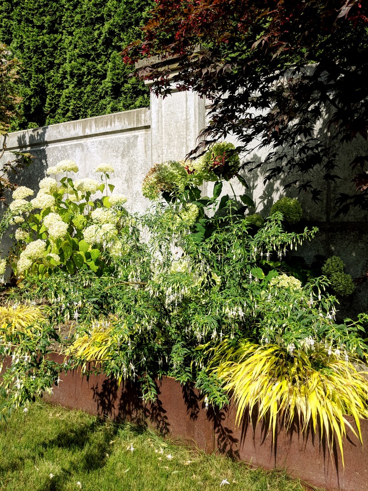 West Seattle Modern Living - Modern - Landscape - Seattle - by Orion ...